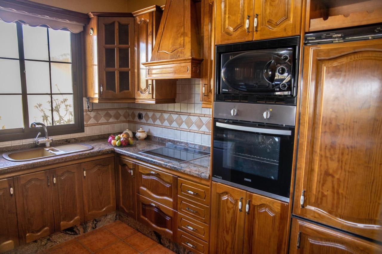 Villa Las Cuevas Tias Luaran gambar