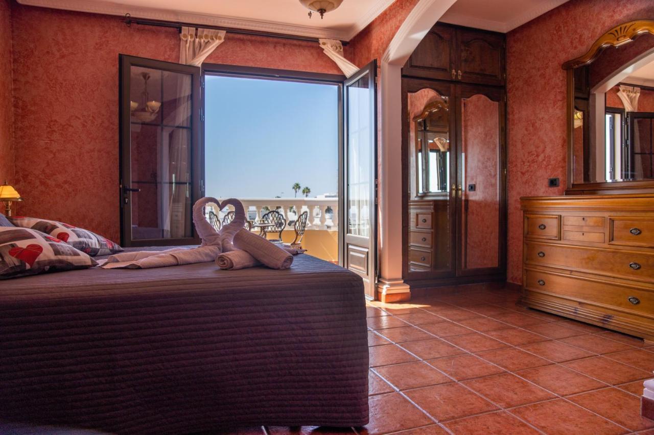 Villa Las Cuevas Tias Luaran gambar